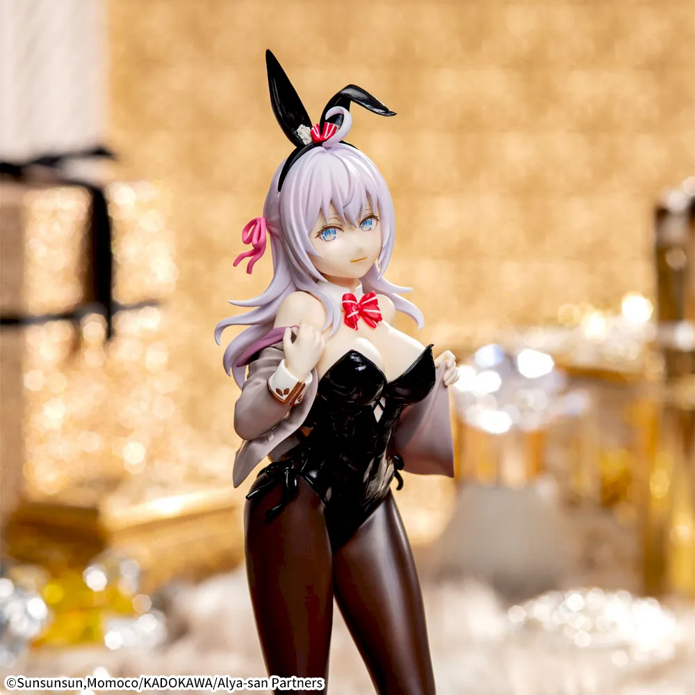 Sega - The Girl Next Door Who Sometimes Whispers in Russian - Alya Luminasta Bunny Figure - Image 2