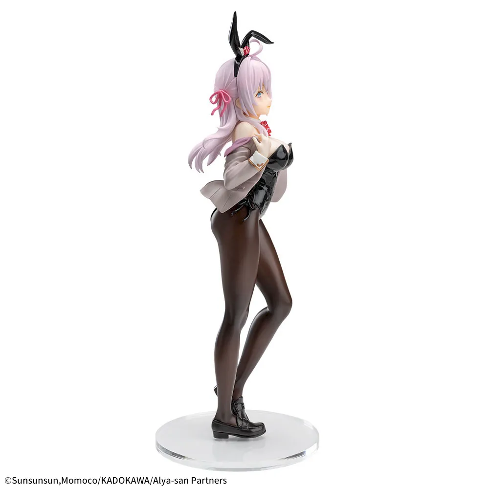 Sega - The Girl Next Door Who Sometimes Whispers in Russian - Alya Luminasta Bunny Figure - Image 9