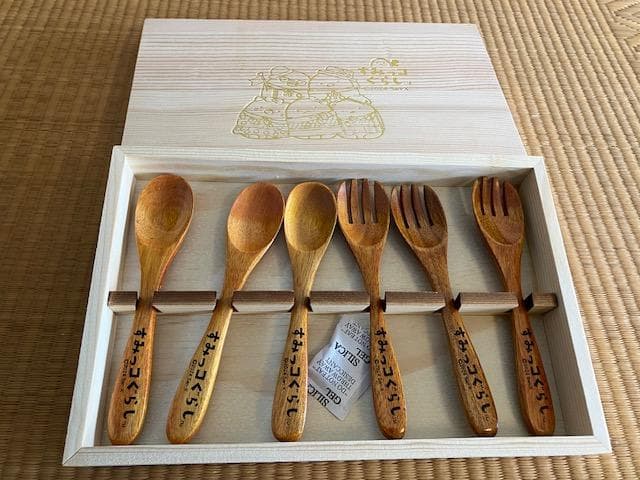 Sumikko Gurashi Hotel Wooden Cutlery Set - Image 2