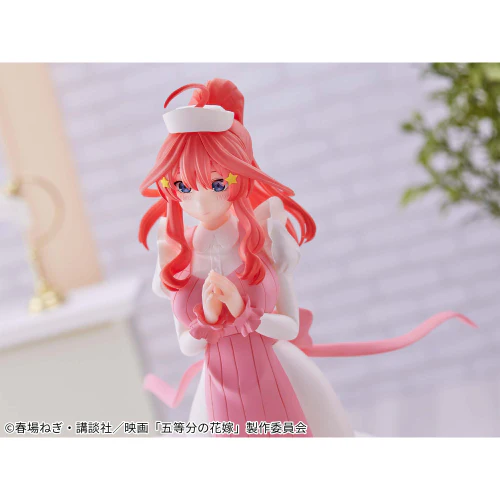 Banpresto - The Quintessential Quintuplets Movie Kyunties Itsuki Nakano~Nursever. Figure - Image 5